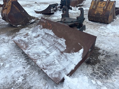 84 in Q/C Excavator Chuck Blade - Fits Cat 320