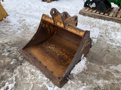 BMI 40 in Cleanup Backhoe Rear Bucket - Fits John Deere 310