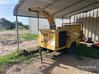 2012 Vermeer BC1000XL Tow-Behind Déchiqueteuse de bois (Inoperable)