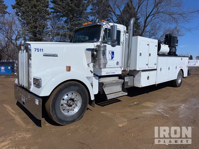 2004 Kenworth W900 4x2 Camion de servicios