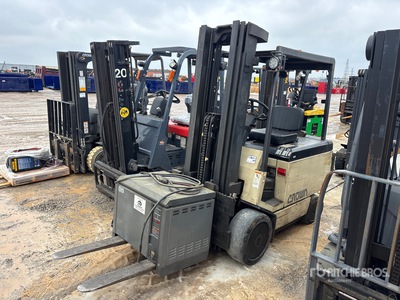 1990 Crown 60FCTT-198 6000 lb Electric Forklift