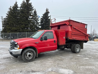 2004 Ford XL 4x2 Mulch Dump Truck