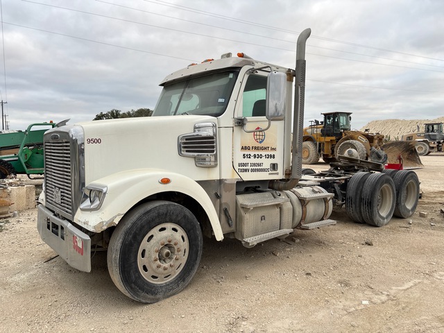 2013 Freightliner Coronado 122 6x4 T/A Day Cab Truck Tractor (Inoperable)