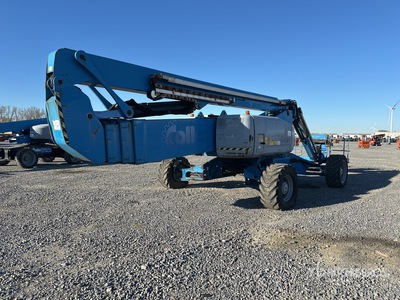 2010 Genie Z135/70 4WD Diesel Articulating Boom Lift