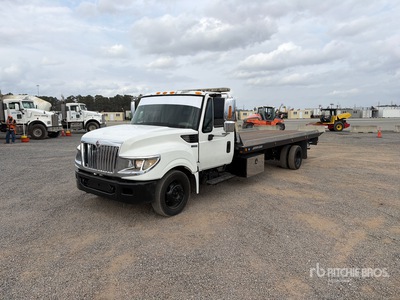 2013 International Terrastar 4x2 Rollback Truck