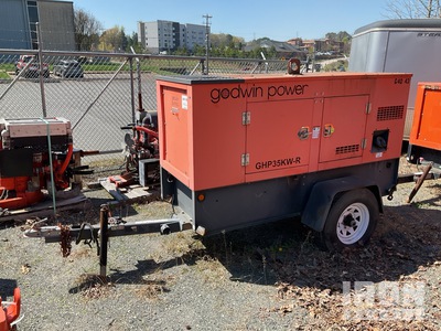 Magnum GHP35KW-R 33 kW Mobile 発電機セット (250-749 kw/310-950 kva)