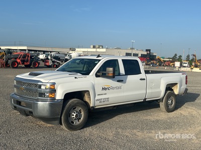 2019 Chevrolet Silverado 2500 HD 4x4 Crew Cab Pickup