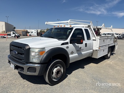 2015 Ford F-450 4x2 Extended Cab Nutzkraftwagen