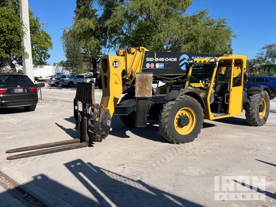 2011 Cat TL1055 Telehandler