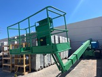 Picture, Right Front Corner