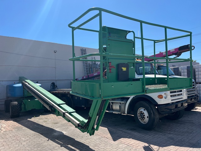 2014 Genie S85 4WD Diesel Telescopic Boom Lift