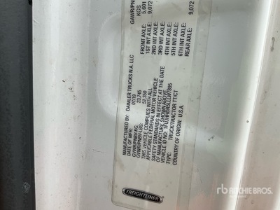 2020 Freightliner Cascadia 126 6x4 T/A Sleeper Truck Tractor