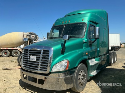 2019 Freightliner Cascadia 125 6x4 T/A Sleeper Truck Tractor