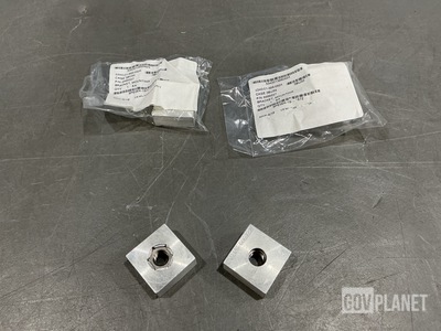 (1,682) 6669227 Mounting Brackets