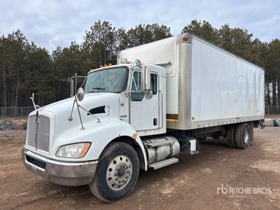 2015 Kenworth T370 4x2 Van Truck