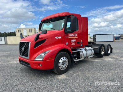 2020 Volvo VNR 6x2 T/A Day Cab Truck Tractor