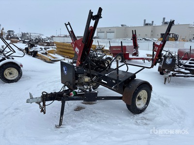 2018 Farm King S/A Post Pounder