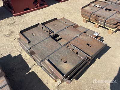 Quantity of Kit Containers Attachment Mounting Plate (Unused)