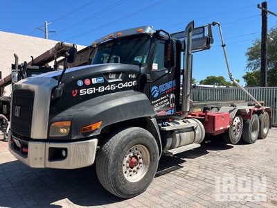 2017 Cat CT660 8x4 Roll-Off Truck