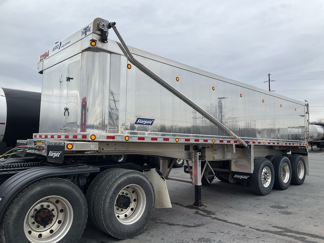 2024 Stargate 30 ft Tri/A Aluminum 2-Way End Dump Trailer