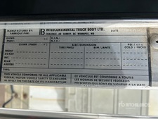 2001 Kenworth T300 6x4 Gesloten vrachtwagen