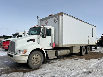 2008 Kenworth T300 Van Truck