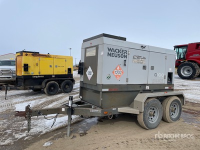 2010 Wacker Neuson G100 100 kW Mobile 発電機セット (250-749 kw/310-950 kva)