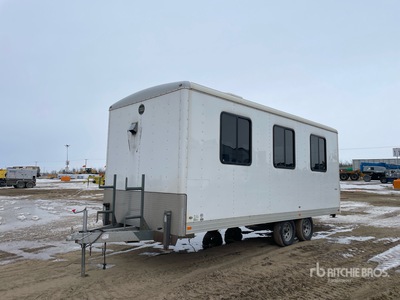 2011 Wells Cargo 20 ft T/A Asphalt Lab Kastenanhänger