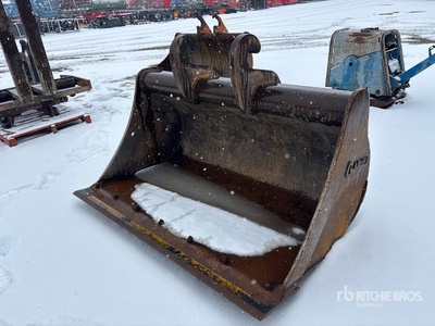 Garier 73 in Q/C Cleanup دلو حفارة - Fits John Deere 210G