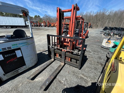 1983 Toyota 02-3FG35 8000 lb رافعة شوكية
