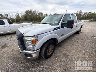 2015 Ford F-250 4x2 Crew Cab Pickup (Inoperable)