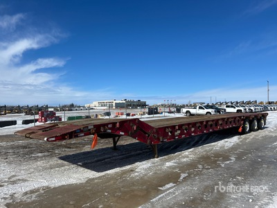2007 Doepker SN8680S 52 ft Tri/A Folding Neck Trailer