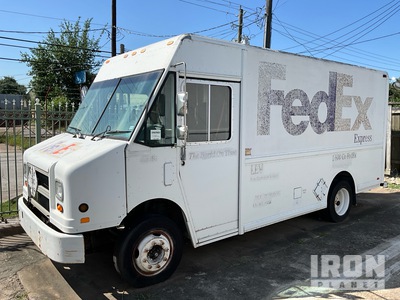 2000 Freightliner MT45 Utilimaster 4x2 Furgone per consegne