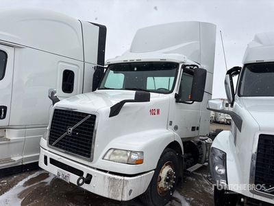 2014 Volvo VNL 6x4 T/A Dagcabine Trekker