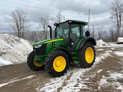 2017 John Deere 5100R 4WD Tractor