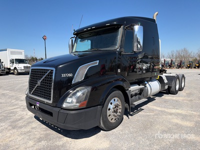 2016 Volvo VNL 6x4 T/A Slaapcabine Trekker