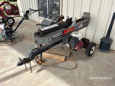 Huskee 35 Ton Gasoline Tow Behind Wood Splitter