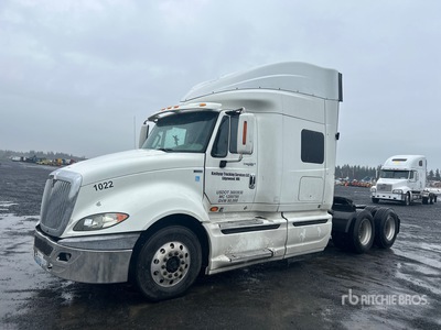 2013 International ProStar 6x4 تراكتور شاحنة كابينة النوم (ثنائية المحور)