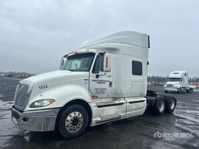 2013 International ProStar 6x4 Tracteur routier couchette