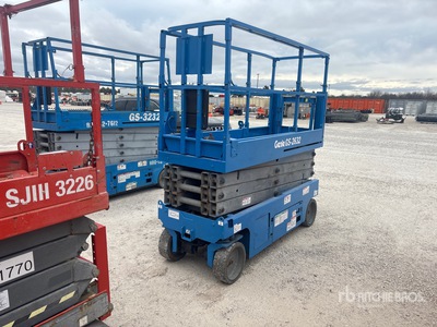 2014 Genie GS-2632 منصة رفع متحركة