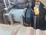 Moteur with compresseur de climatisation