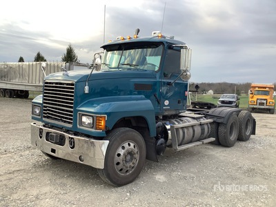 2020 Mack PI64T Pinnacle 6x4 T/A Day Cab Truck Tractor