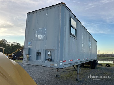 1979 Strickland DDT 40 ft x 96 in Sliding T/A Remolque de furgoneta