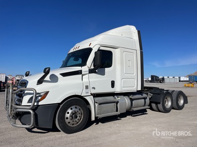 2021 Freightliner Cascadia 126 6x4 T/A Sleeper Truck Tractor