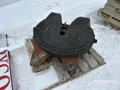 Quantity of (3) Holland Fifth Wheel