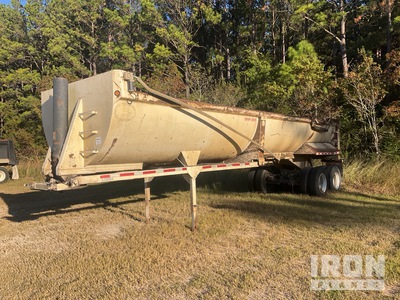 CTS HRD32 32 ft T/A Equipment Trailer