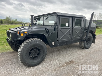 2007 AM General M1151A1 HMMWV 4 Door Hard Top w/Slant Back