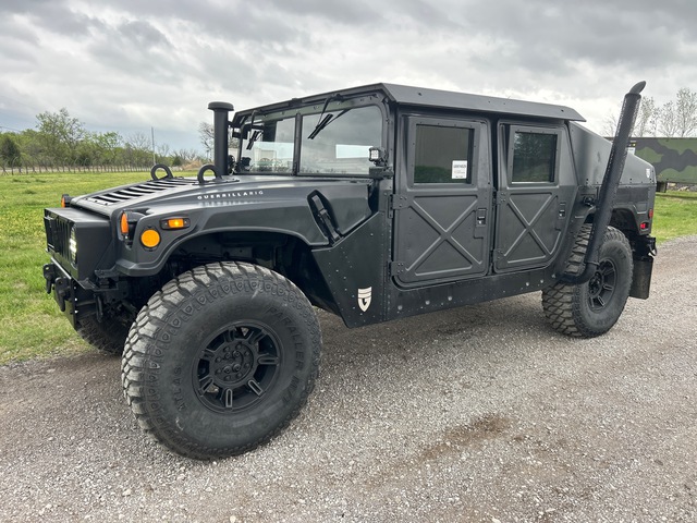 2007 AM General M1151A1 HMMWV 4 Door Hard Top w/Slant Back