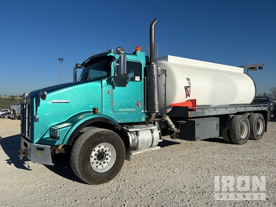 2002 Kenworth T800 6x4 Water vrachtwagen