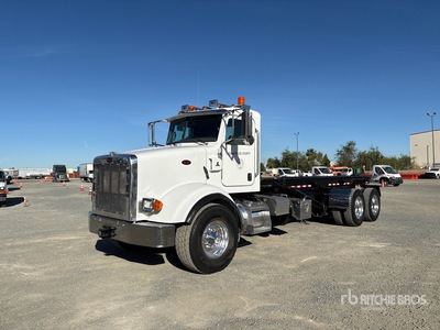 2014 Peterbilt 365 6x4 Roll-Off Truck